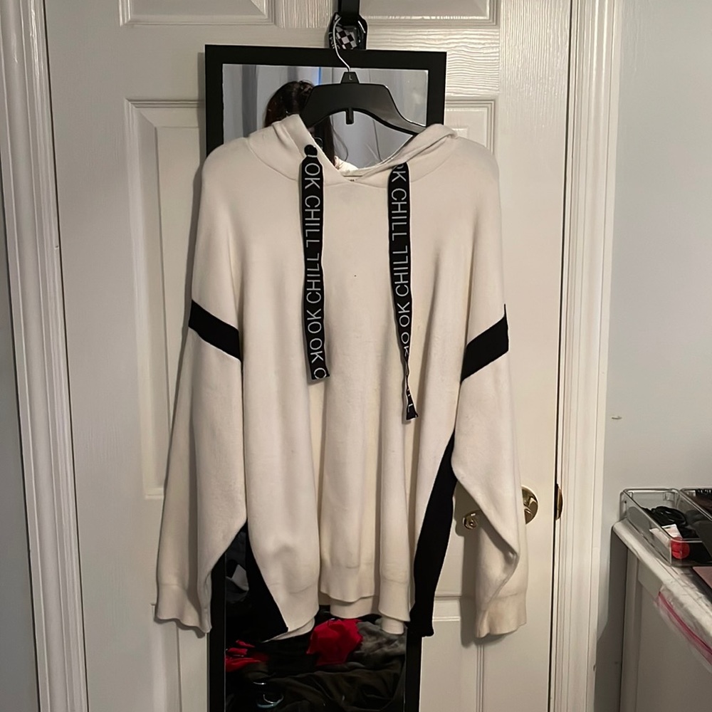 size: medium, brand: forever 21, colour: crème/white